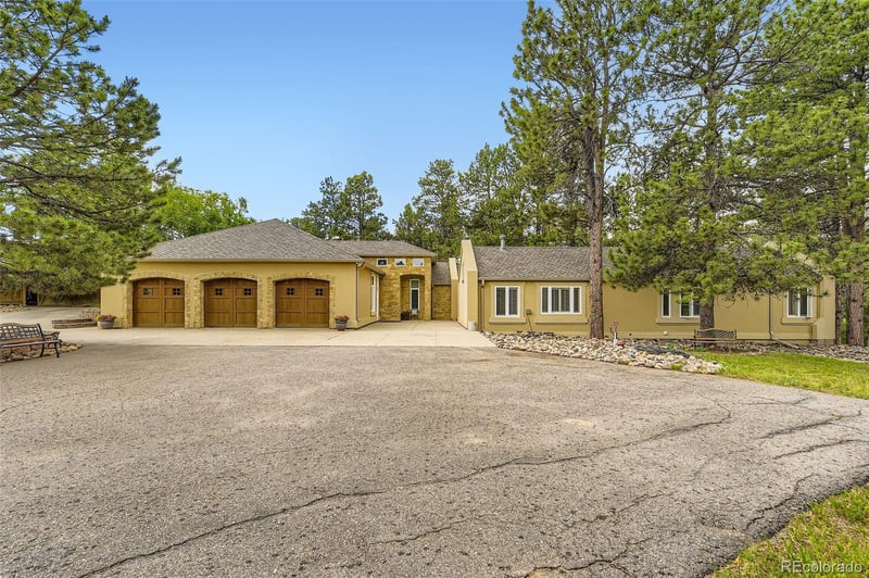 11274 Manitou Rd, Franktown, CO 80116