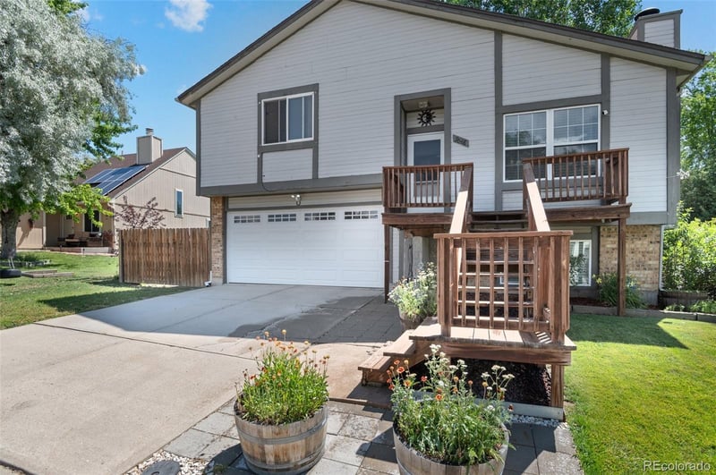 9648 Lane St, Thornton, CO 80260