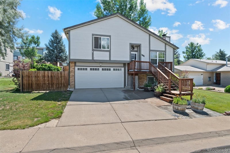 9648 Lane St, Thornton, CO 80260