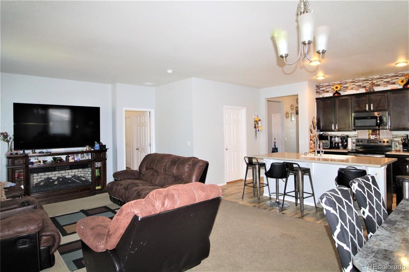 713 Indigo St, Lochbuie, CO 80603