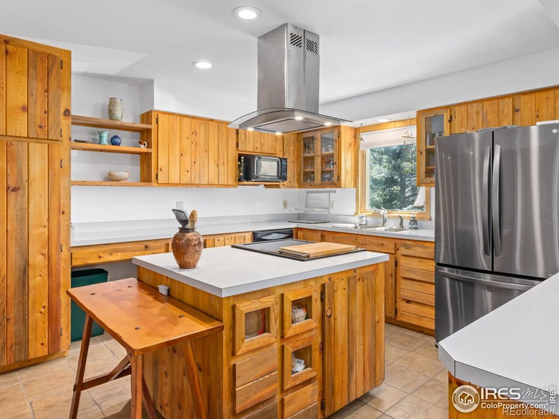 551 Miller Fork Rd, Glen Haven, CO 80532
