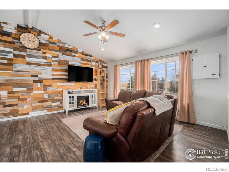 51 Bobcat Dr, Milliken, CO 80543