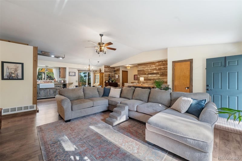 27306 Forest Ridge Dr, Kiowa, CO 80117