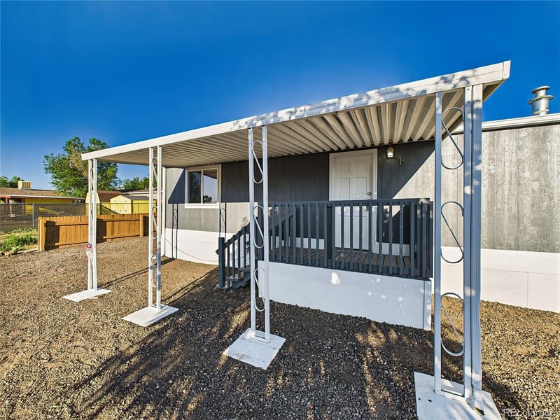 192 E Kipling Dr, Pueblo, CO 81007