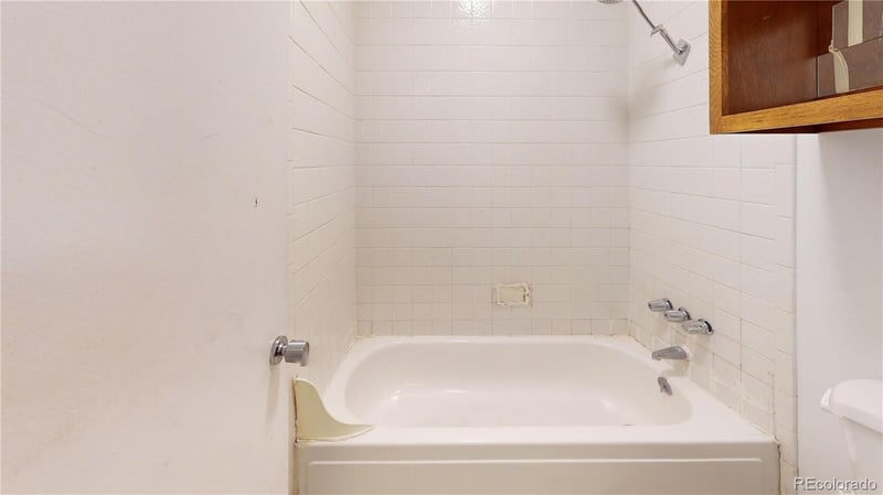 2225 Jasmine St #207, Denver, CO 80222