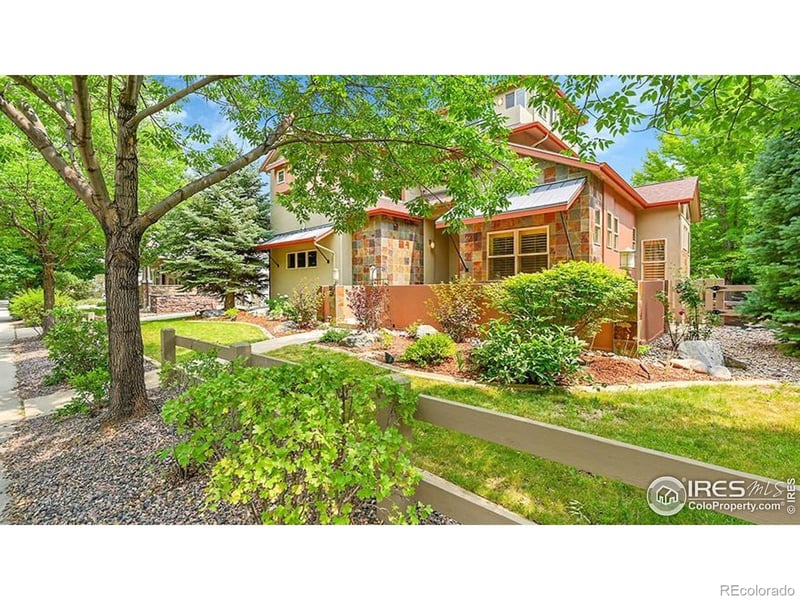 2861 Shoshone Trl, Lafayette, CO 80026