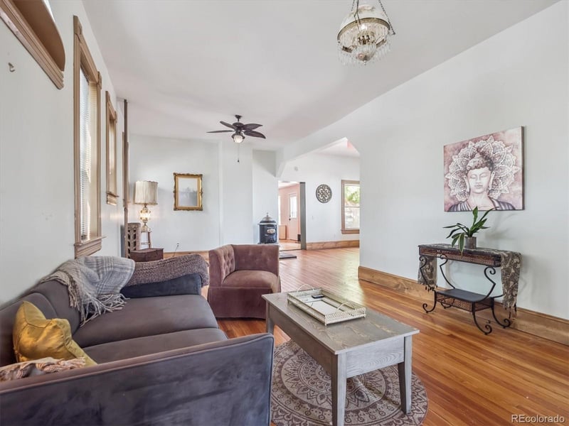 3 Newton St, Denver, CO 80219