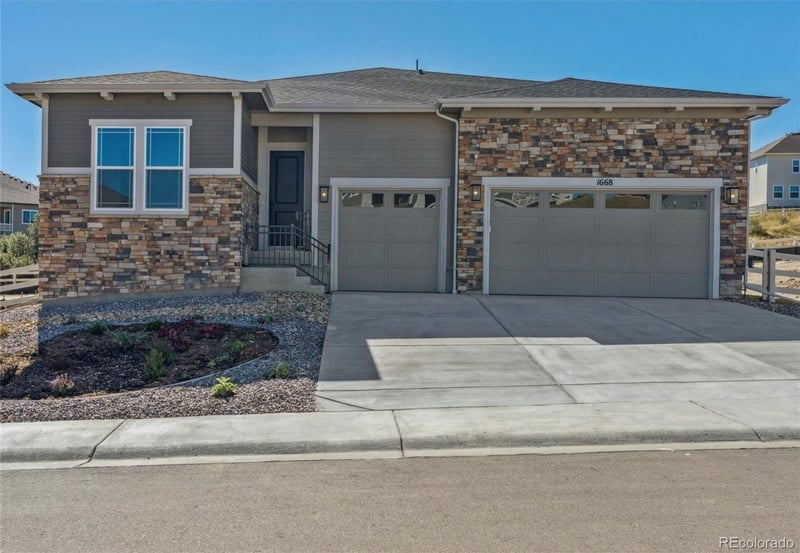 1668 Green Fern Point, Castle Rock, CO 80104