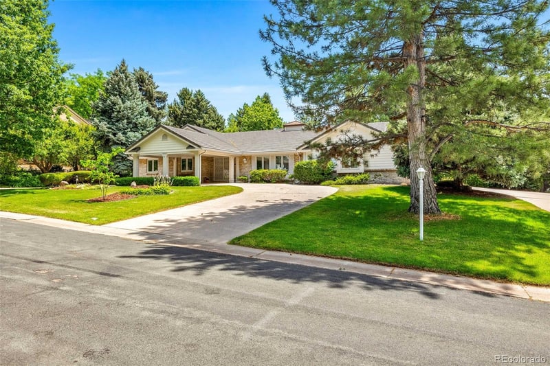 1000 Green Oaks Dr, Greenwood Village, CO 80121