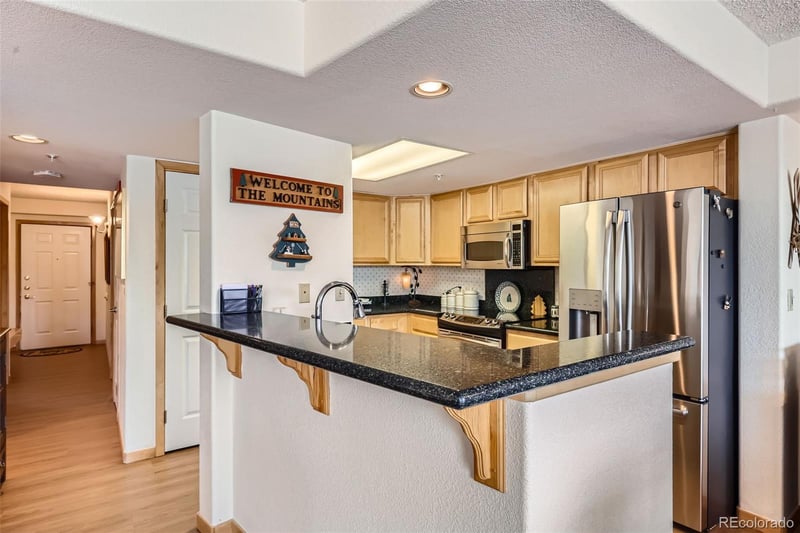 980 Lakepoint Dr #202, Frisco, CO 80443
