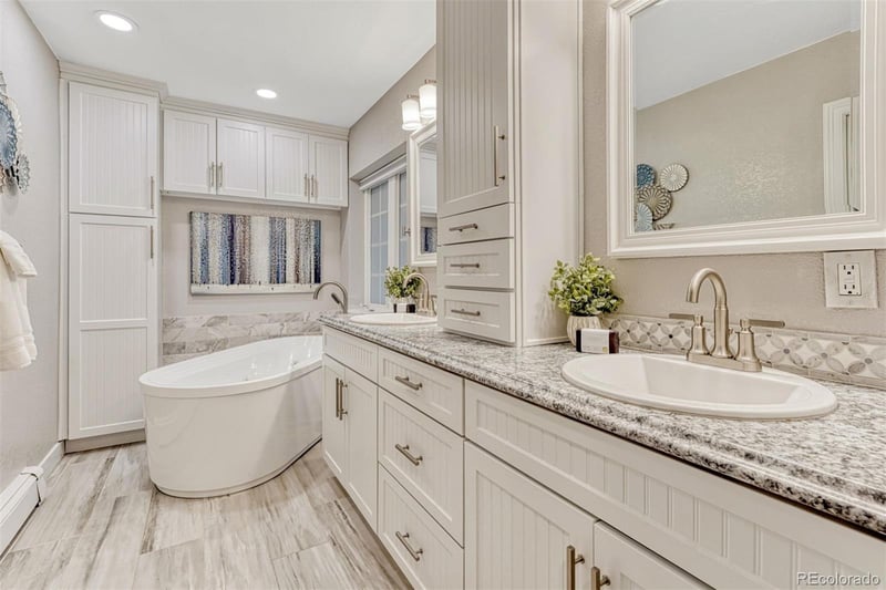 10588 Holden Cir, Franktown, CO 80116