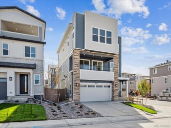 9123 White Ridge Rd, Englewood, CO 80112