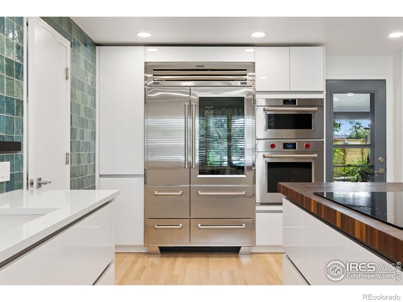 8612 69th Pl, Arvada, CO 80004