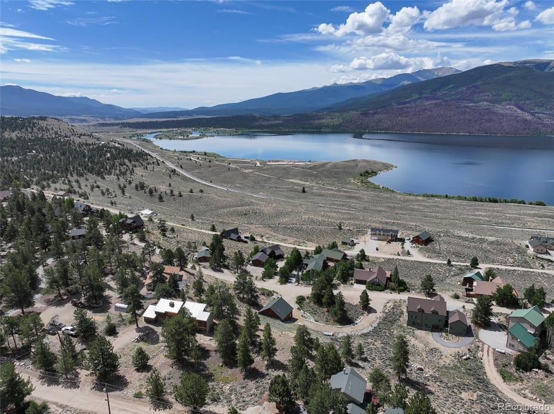 350 La Plata Peak Dr, Twin Lakes, CO 81251