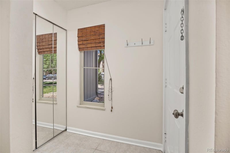 800 W Moorhead Cir #E, Boulder, CO 80305