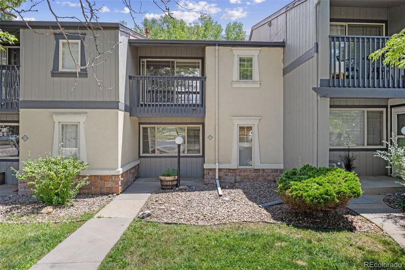 800 W Moorhead Cir #E, Boulder, CO 80305