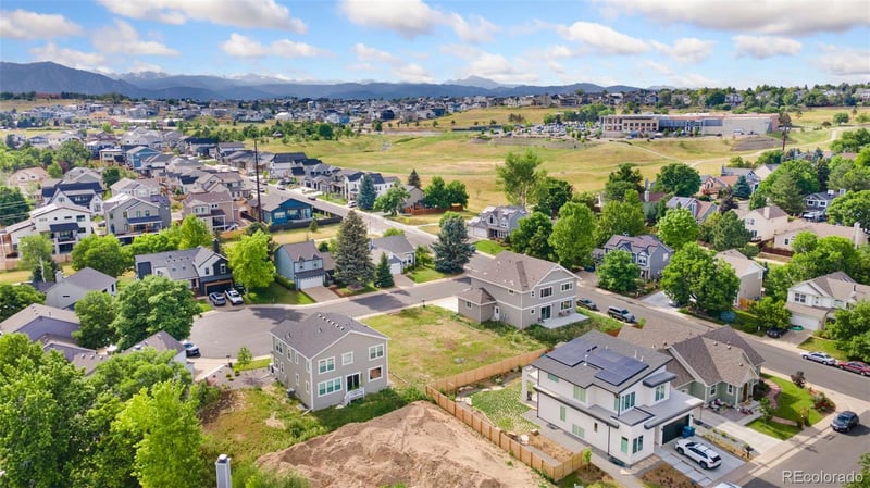 118 S Tanager Ct, Louisville, CO 80027