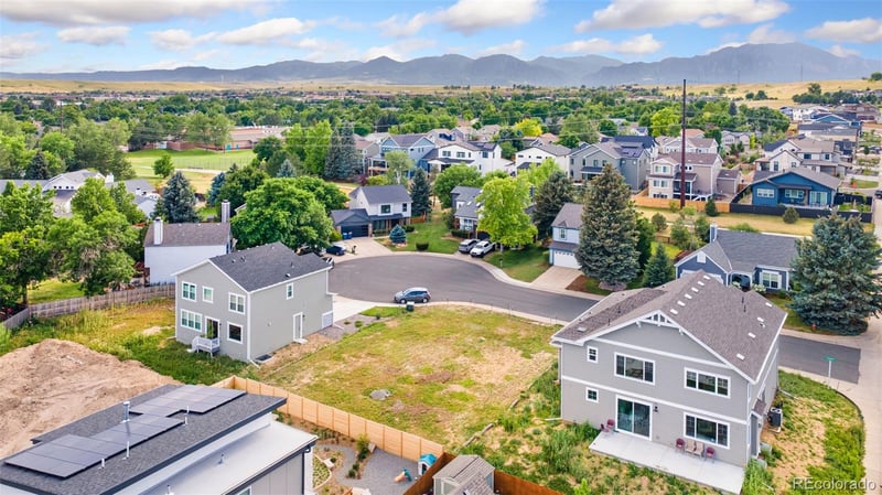 118 S Tanager Ct, Louisville, CO 80027