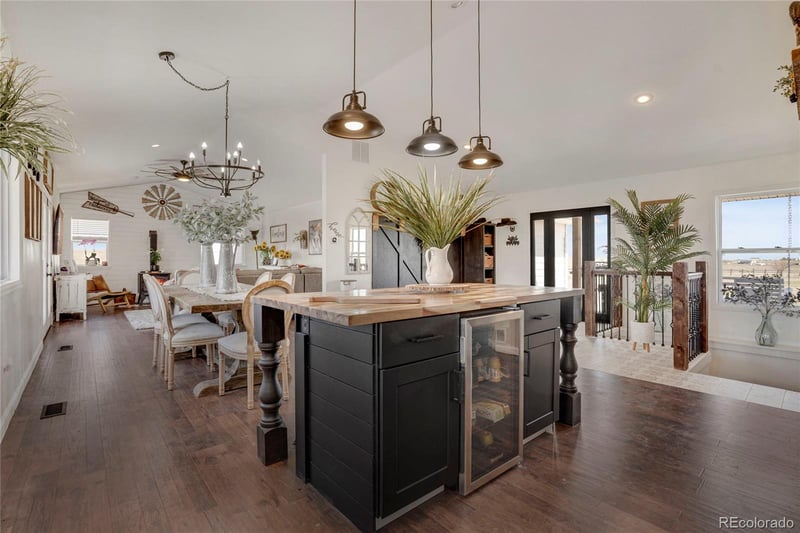 45523 Sun Country Dr, Elizabeth, CO 80107