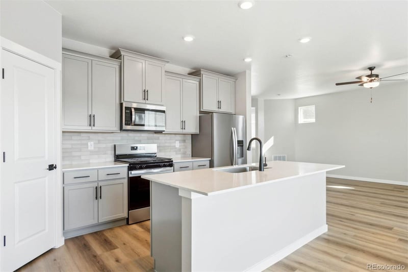 17893 94th Pl, Commerce City, CO 80022