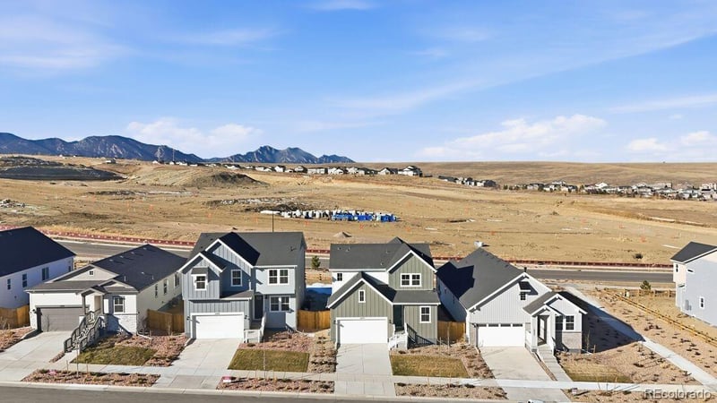 16897 92nd Dr, Arvada, CO 80007