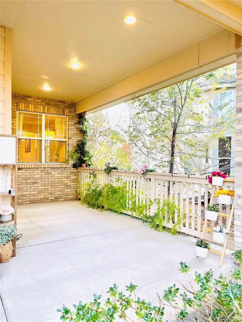 16866 Peakview Ave, Aurora, CO 80016