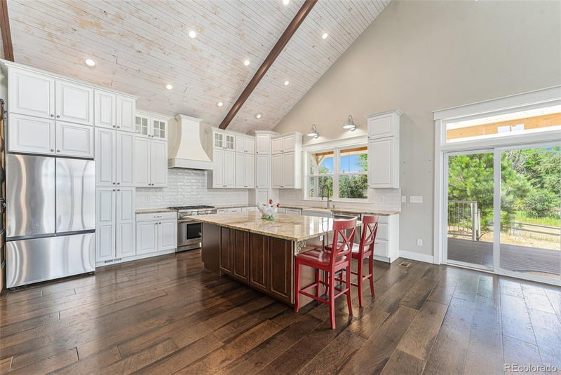 8256 S Ireland Way, Aurora, CO 80016
