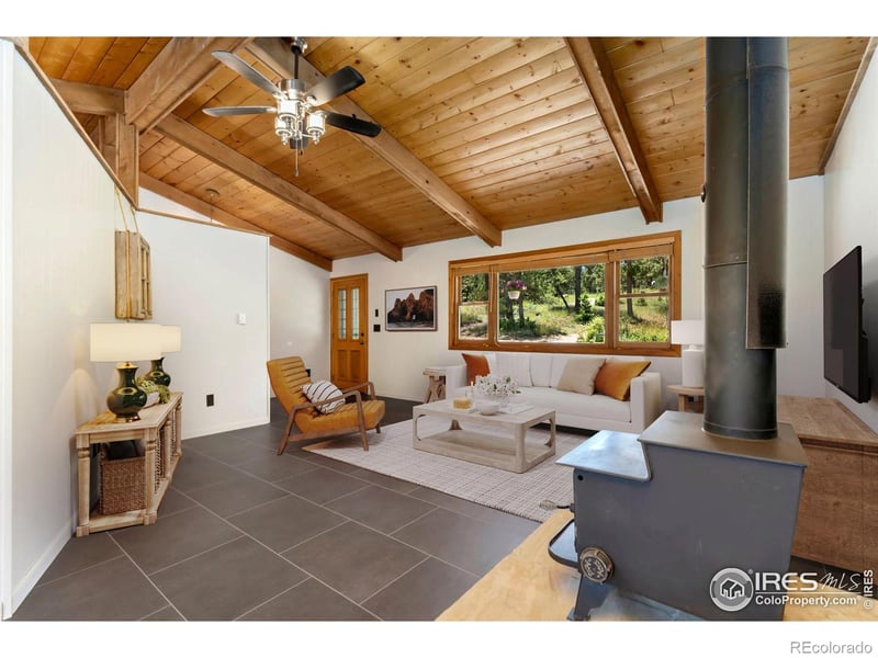 556 Bald Mountain Dr, Livermore, CO 80536