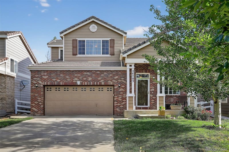 24703 Kansas Cir, Aurora, CO 80018