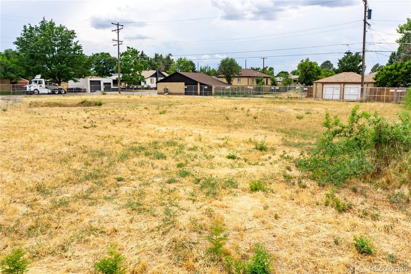 3611 Grape St, Denver, CO 80207