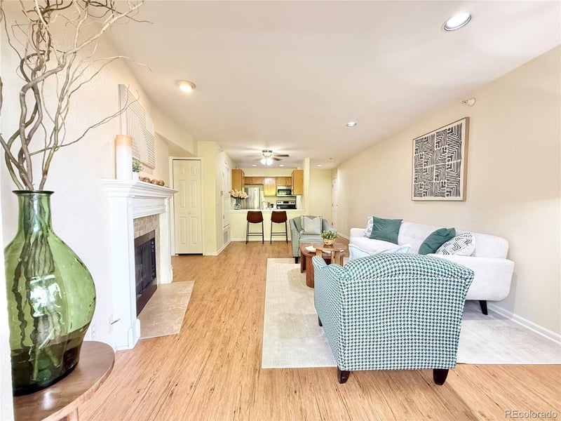 444 Kittredge St #205, Aurora, CO 80017