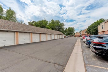 3322 S Ammons St #101, Lakewood, CO 80227