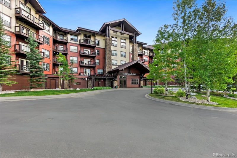 300 Base Camp Cir #405, Granby, CO 80446