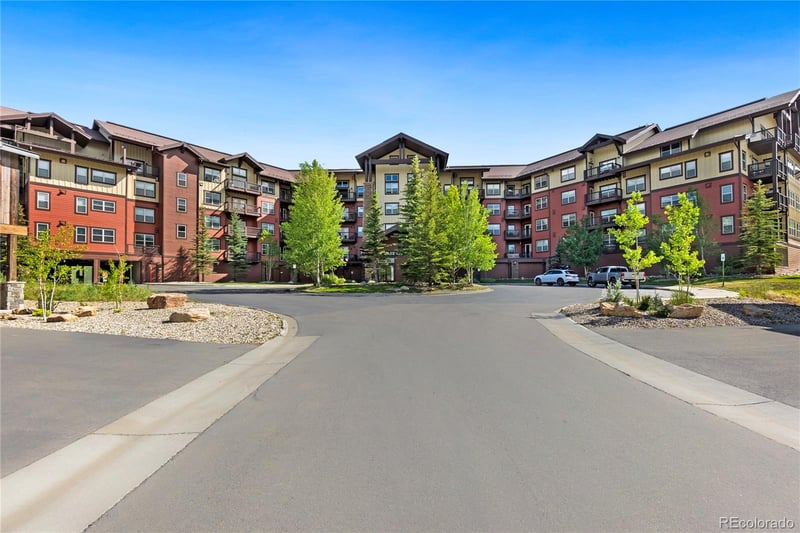 300 Base Camp Cir #405, Granby, CO 80446