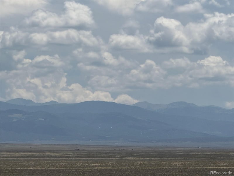 000 19th Street North, Blanca, CO 81123