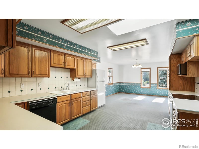 229 E Union Ave, La Salle, CO 80645