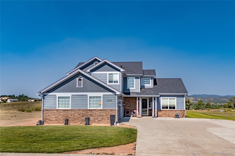 209 Bloom St, Trinidad, CO 81082