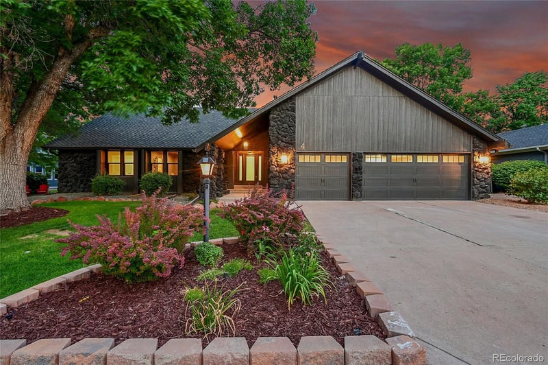 4 Village Ct, Littleton, CO 80123