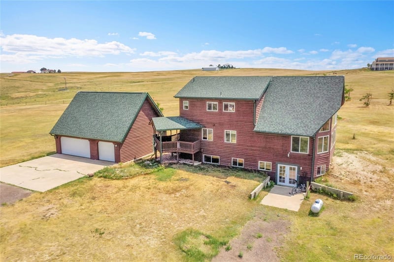 5225 Tom Bay Pl, Bennett, CO 80102