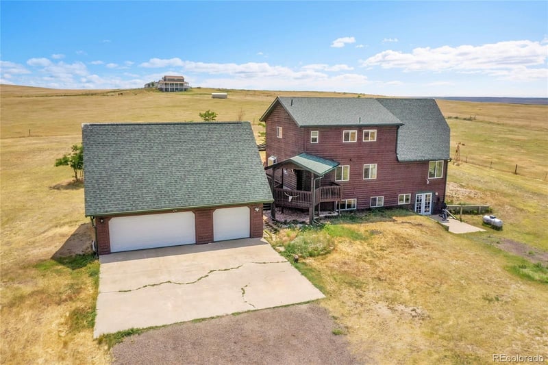 5225 Tom Bay Pl, Bennett, CO 80102