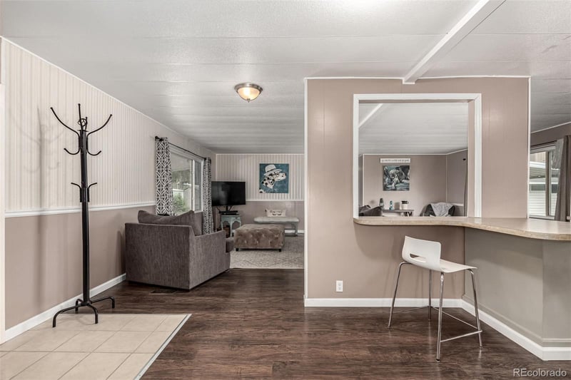 8201 S Santa Fe Dr Lot 46, Littleton, CO 80120