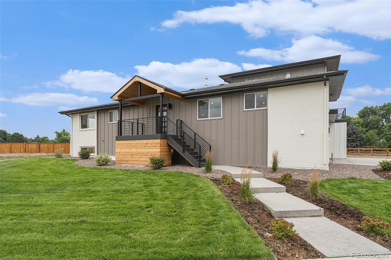 5256 Flora Way, Arvada, CO 80002