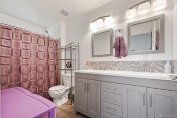 18761 Water Dr #C, Aurora, CO 80013