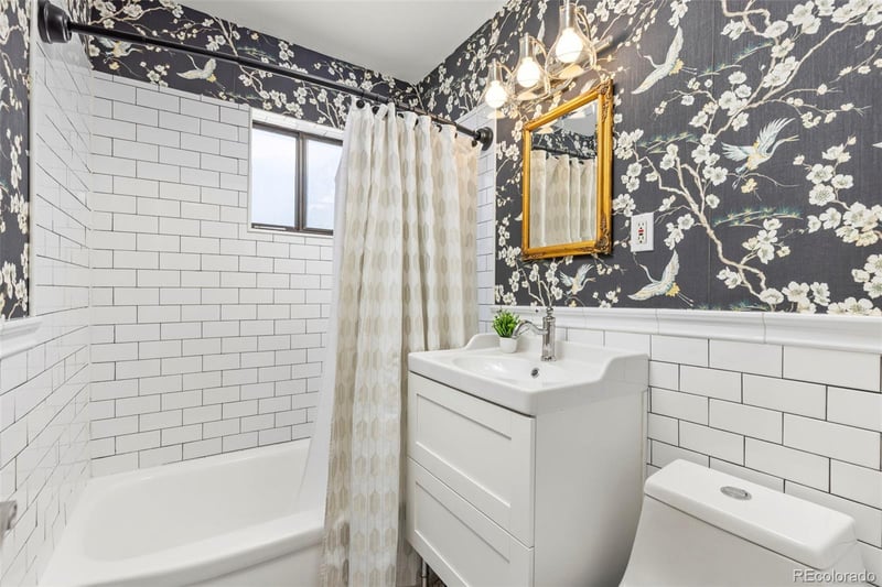 5261 S Pennsylvania St, Littleton, CO 80121