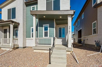 24101 30th Pl, Aurora, CO 80019