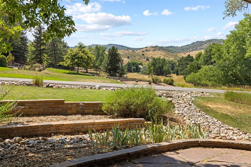 23 Ranch Rd, Littleton, CO 80127