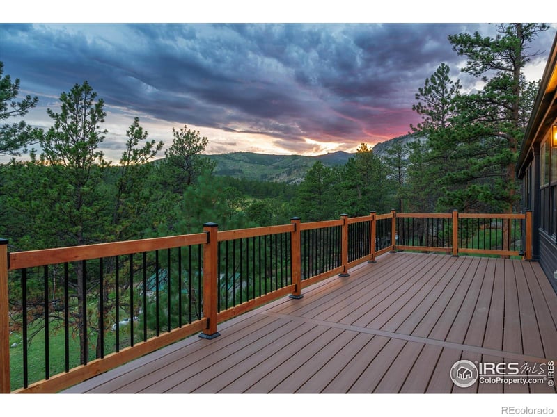805 Spruce Mountain Dr, Drake, CO 80515