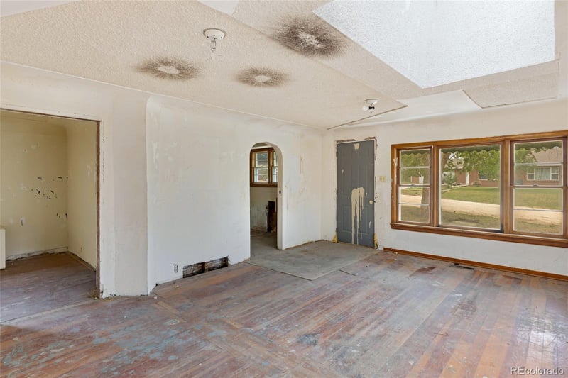 502 Navajo Ave, Simla, CO 80835