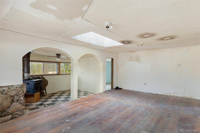 502 Navajo Ave, Simla, CO 80835
