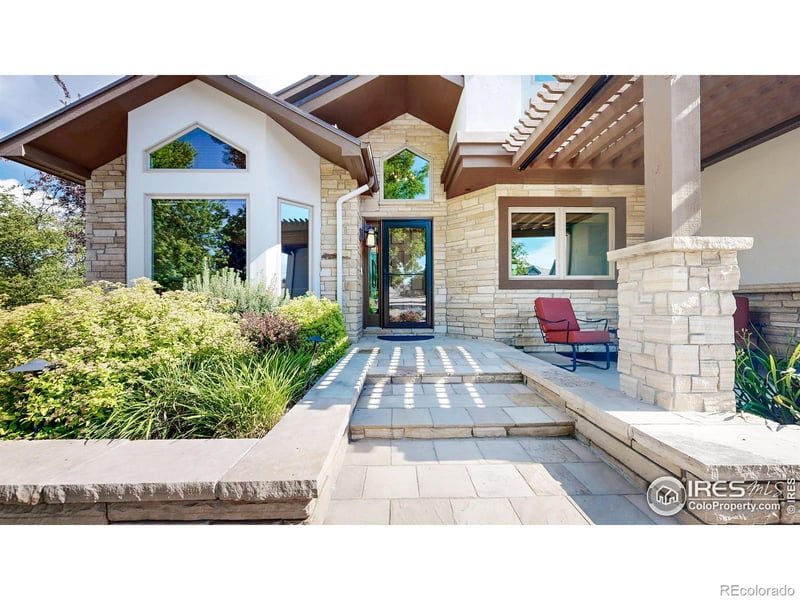 898 Eagle Ridge Ct, Loveland, CO 80537